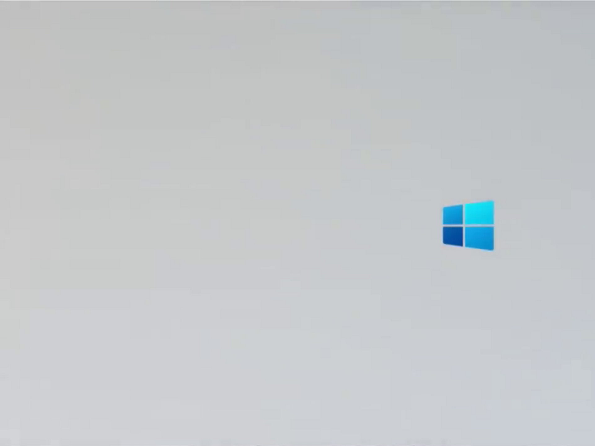 On a essayé Windows 10X : connexion Microsoft obligatoire, interface, fonctions et applications