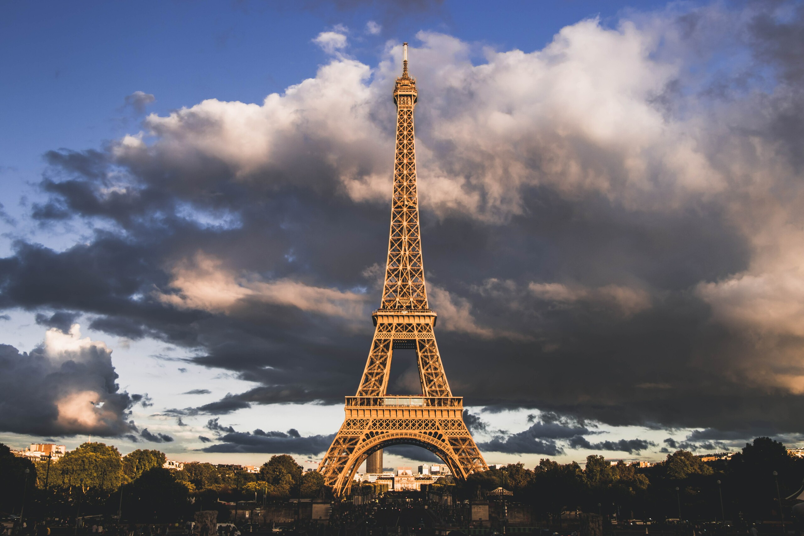 Paris intra-muros : les parisiens vont enfin pouvoir goûter à la 5G