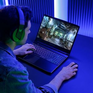 Acer Predator Helios 300 : tout ce que l’on peut attendre d’un laptop gamer haut de gamme de 2022