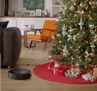 Votre aspirateur robot iRobot sait désormais éviter votre sapin de Noël