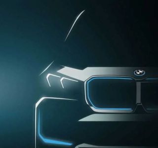 Voici le futur BMW iX1 100 % électrique et son regard agressif