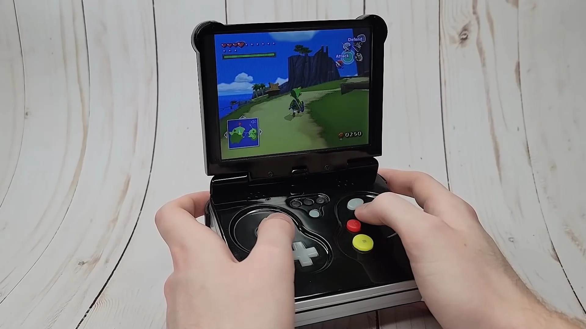 Ce YouTubeur a créé une Nintendo GameCube portable en hommage à un vieux fake de 2005