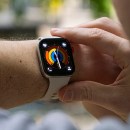 Cette récente montre connectée qui ressemble beaucoup trop à une Apple Watch est enfin en promotion