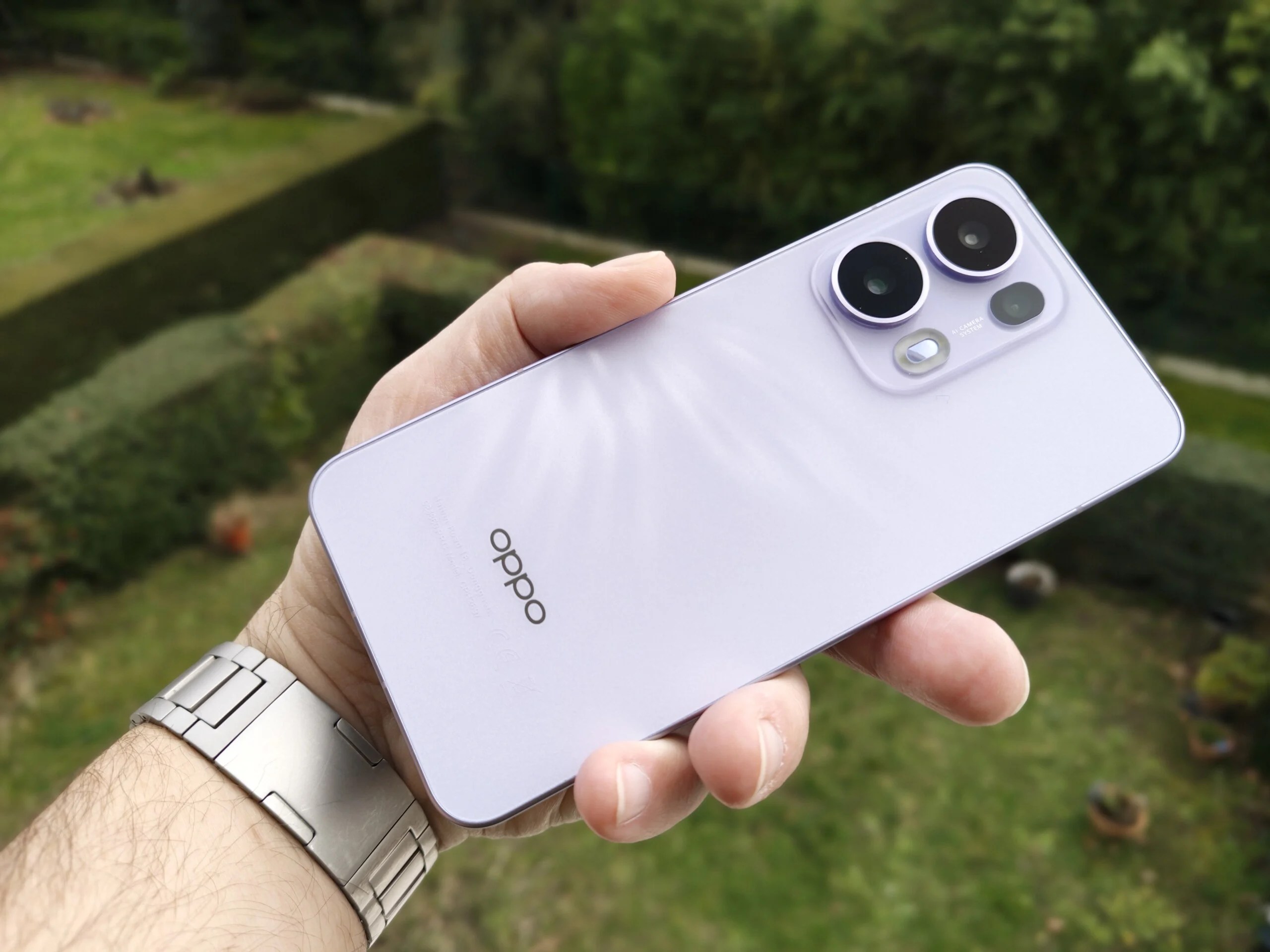 Test de l’Oppo Reno 13 Pro : un smartphone vraiment augmentée, mais un prix satellisé