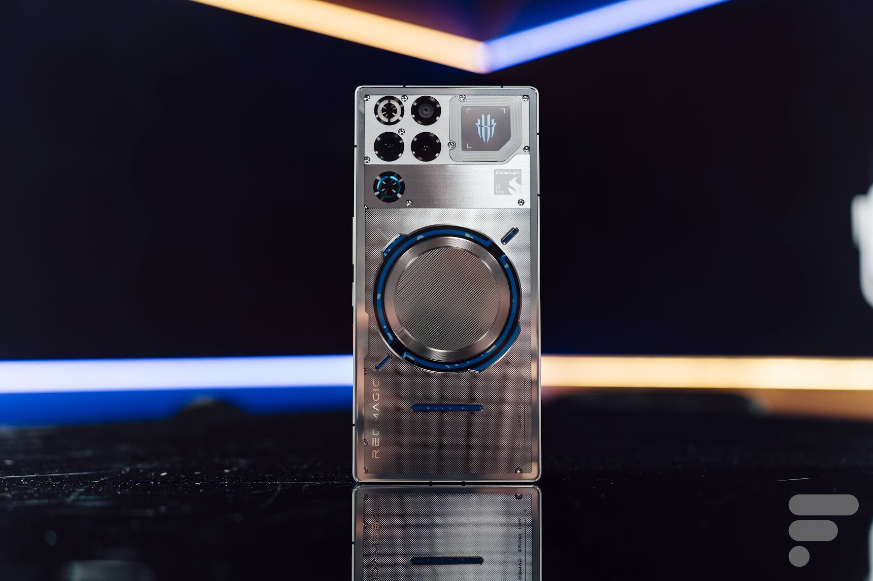 Test du Redmagic 11 Pro : on a mis un smartphone watercoolé dans nos poches