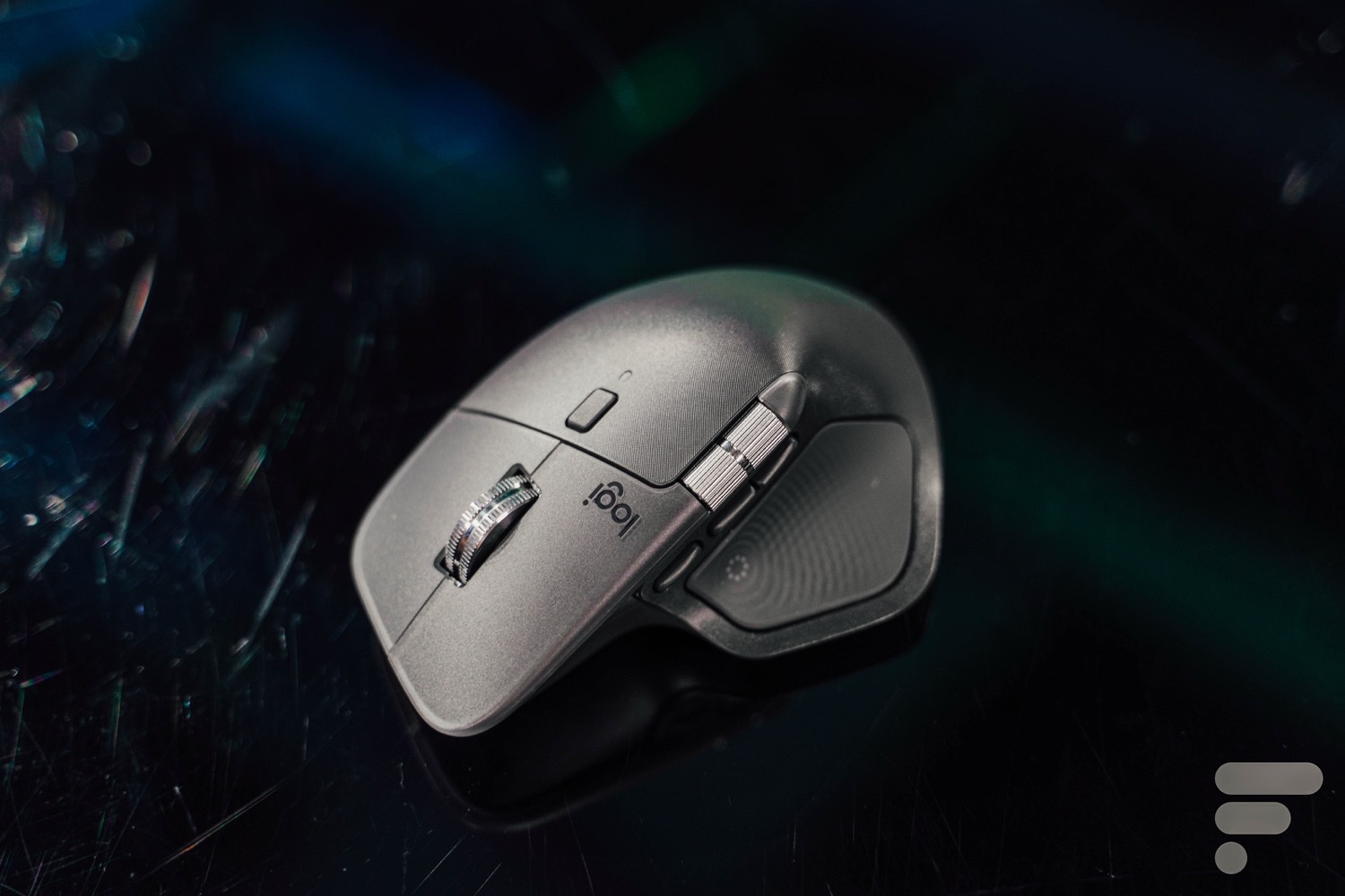 Test de la Logitech MX Master 4 : tout simplement la meilleure souris bureautique ?