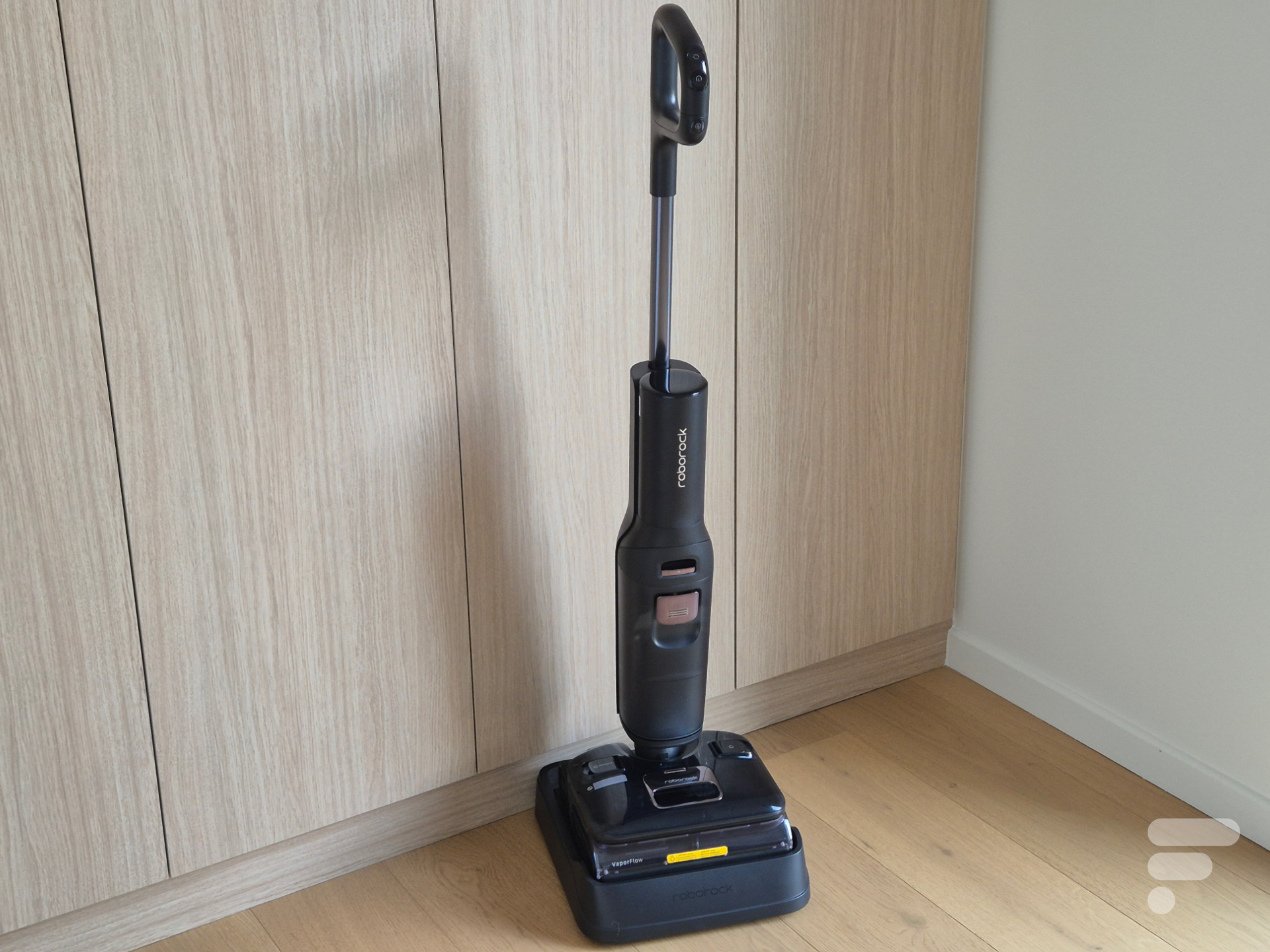 Test du Roborock F25 Ultra : Le balai laveur vapeur qui a tout pour plaire