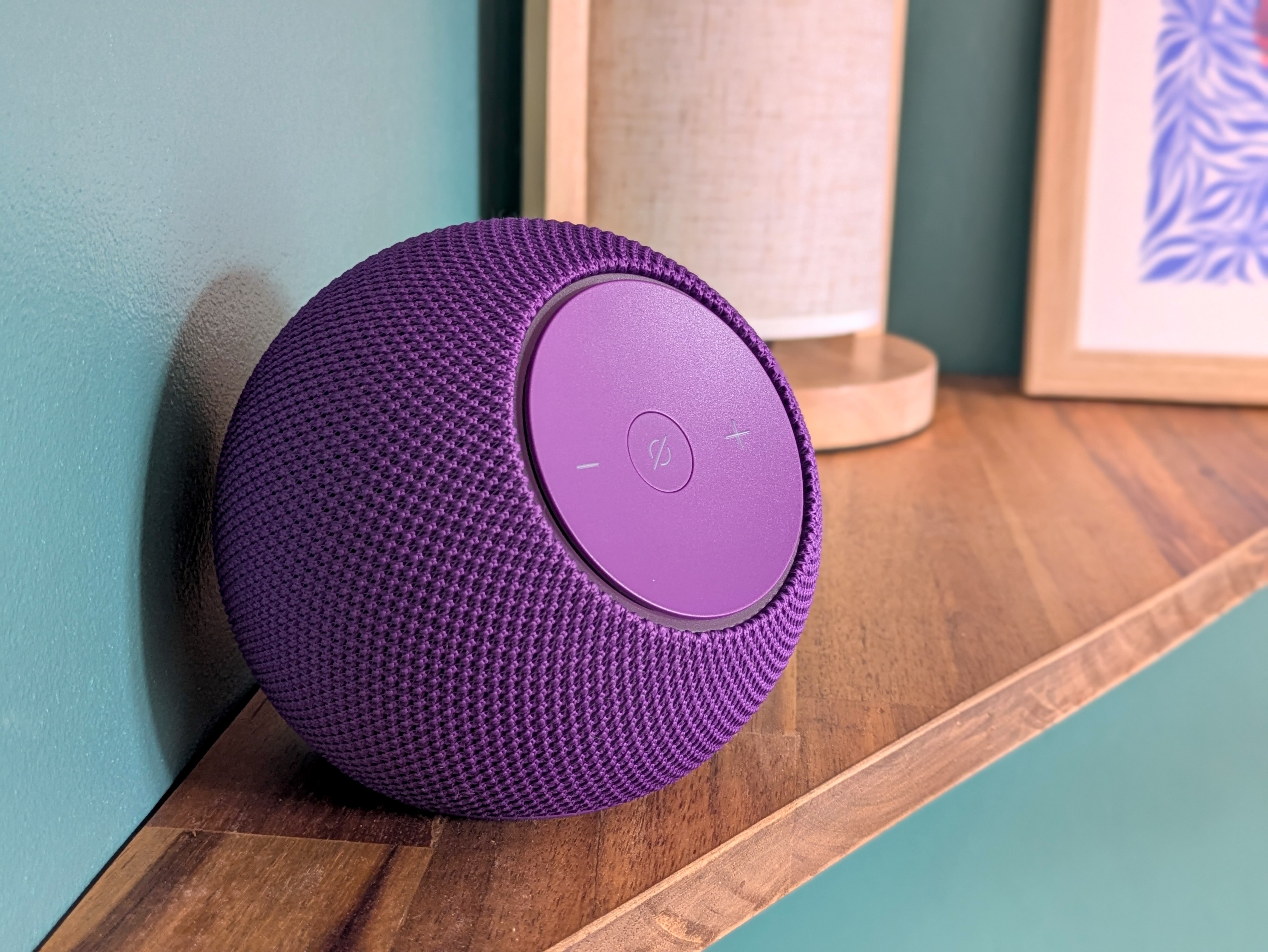 Test de l&rsquo;Amazon Echo Dot Max : la petite enceinte qui voulait devenir grande