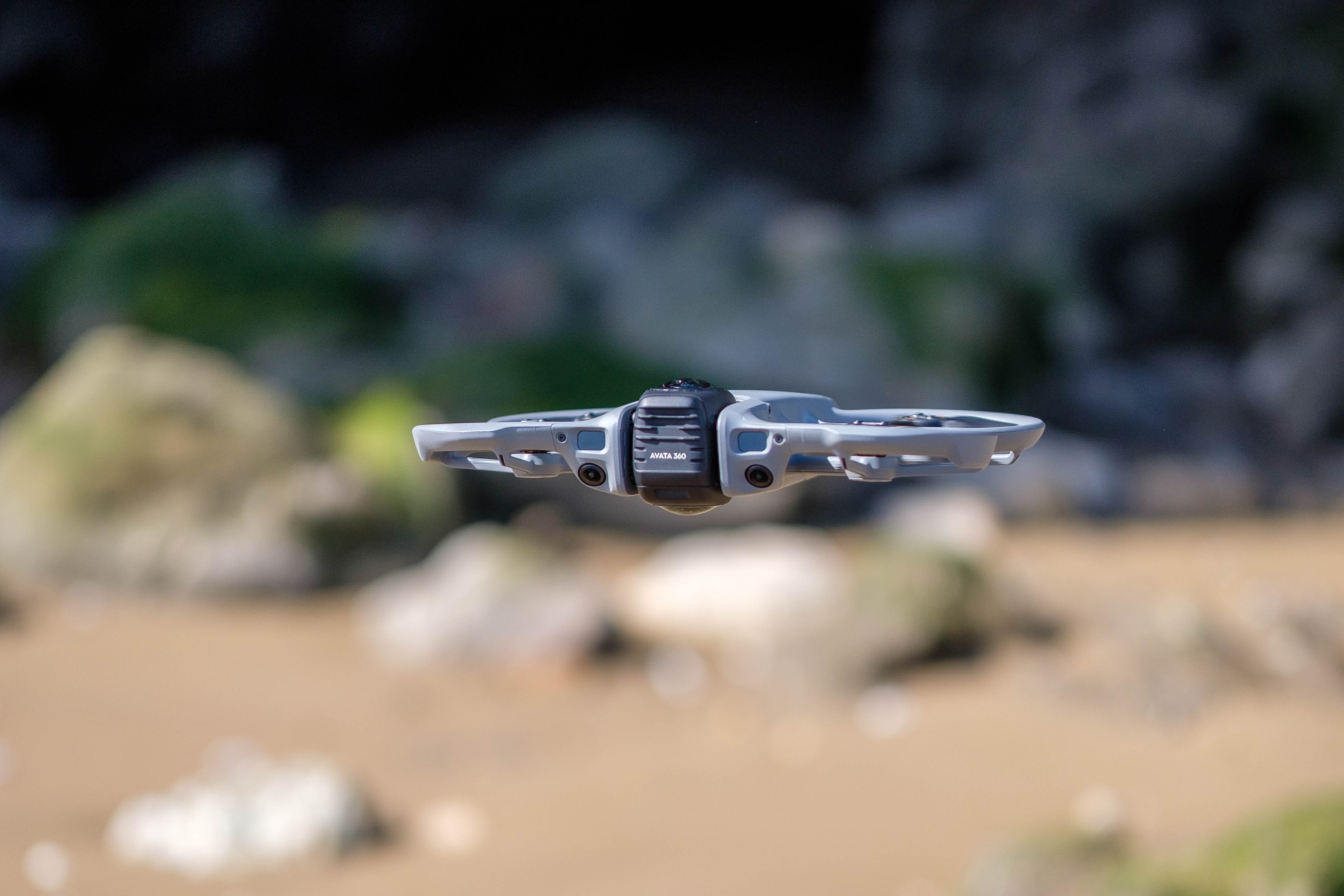 J&rsquo;ai testé le DJI Avata 360, un drone FPV qui voit dans toutes les directions