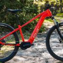 Decathlon casse le prix de son VTT électrique ultra-endurant pour les randonnées