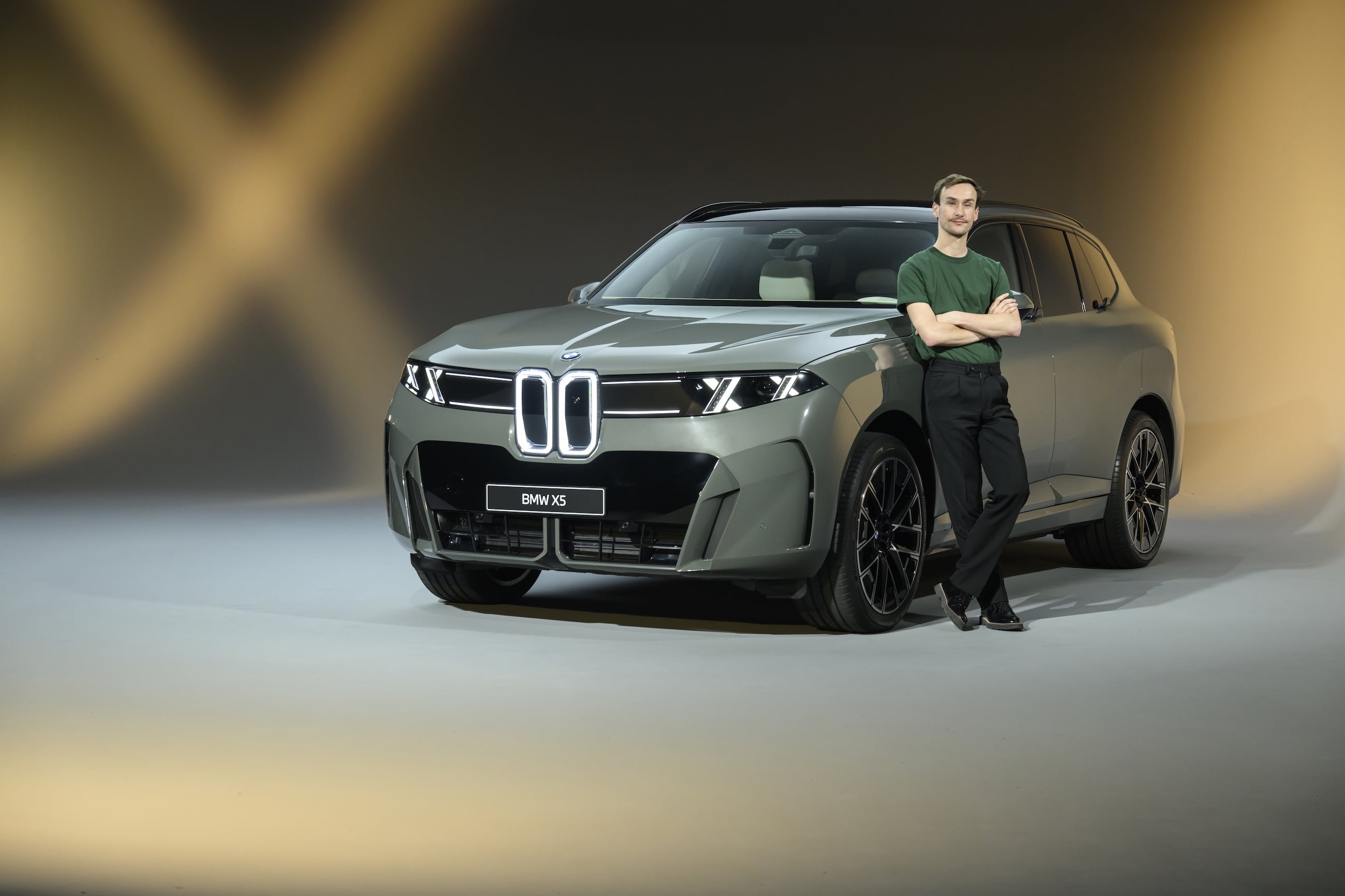 Je suis monté à bord du BMW iX5, et je n&rsquo;avais jamais vu une voiture électrique avec une si grosse batterie