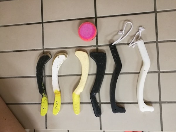 Le palet en rose et quelques modèles de crosses différents.