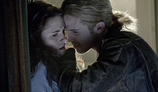 Es-tu vraiment incollable sur Twilight : Fascination (chapitre 1) ?