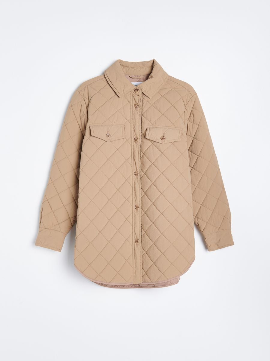 Cette veste matelassée The Frankie Shop est partout sur Instagram. Pourquoi un tel succès ?