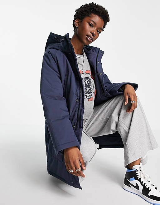 9 manteaux chauds aux prix cassés sur Asos pour le Black Friday