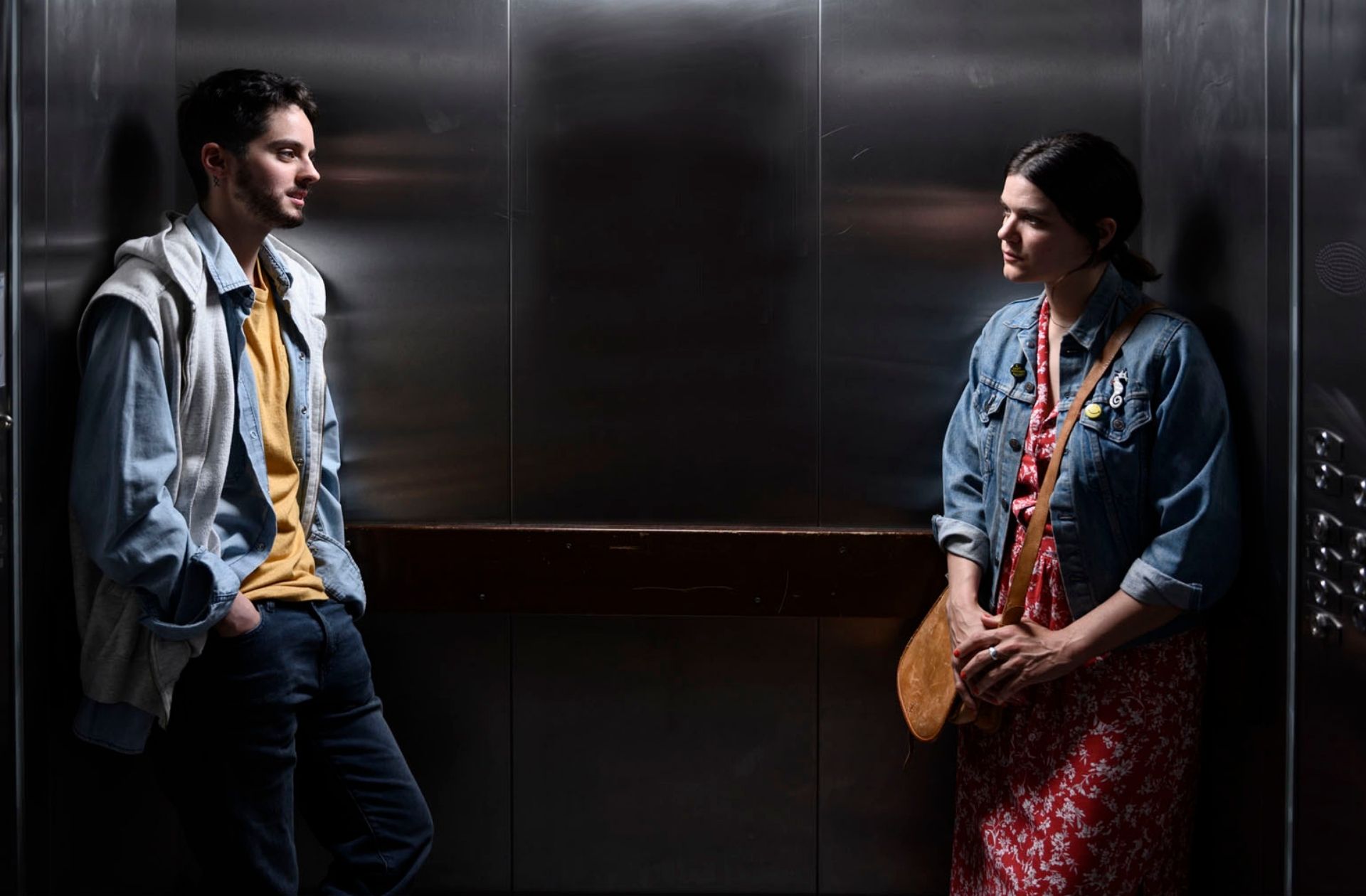 Noémie Merlant et Soko dans A Good Man