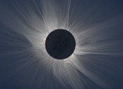 Comment suivre l'éclipse solaire visible aux États-Unis depuis votre canapé