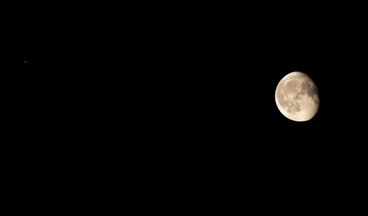 La Lune A Rencontre Mars Dans La Nuit De Jeudi A Vendredi